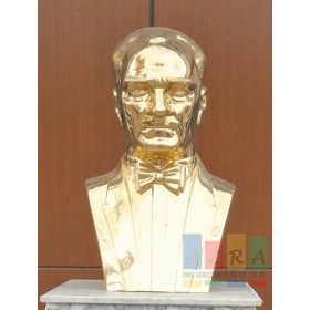 Atatürk Büstü Pirinç 80 Cm Papyonlu